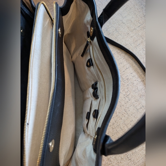 Mark & Graham Caroline Black Leather Handbag - Picture 8 of 13